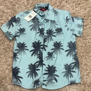 Guess Light Blue Palm Print Short Sleeve Button-Up Shirt